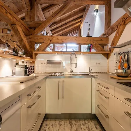 Ferme De Margot - By Emerald Chalet Morzine